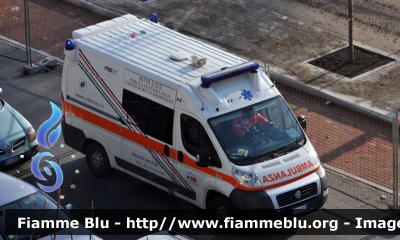 Fiat Ducato X250
Inter S.O.S. Marcallo con Casone MI
M 9
Parole chiave: Lombardia (MI) Ambulanza Fiat Ducato_x250