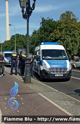 Renault Master VI serie
Bundesrepublik Deutschland - Germania
Landespolizei Freie Stadt Berlin-
Polizia territoriale Città di Berlino
