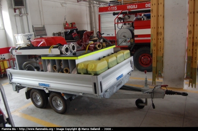 Carrello Tubi
Vigili del Fuoco
Distretto di Pergine Valsugana
Corpo Volontario di Pergine Valsugana (TN)
Parole chiave: VVFF Volontari Pergine Valsugana TN Carrello Tubi