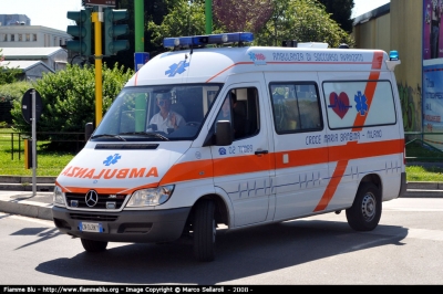 Mercedes-Benz Sprinter II serie
Croce Maria Bambina Milano
M 58
Parole chiave: Mercedes-Benz Sprinter_IIserie Croce_Maria_Bambina Milano Lombardia