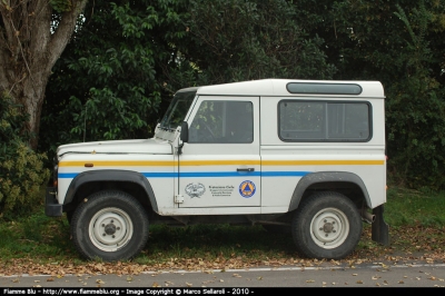 Land Rover Defender 90
Protezione Civile Intercomunale Comunità Montana Valcamonica BS
Parole chiave: Lombardia (BS) Protezione_Civile Land_Rover_Defender_90 REAS_2010