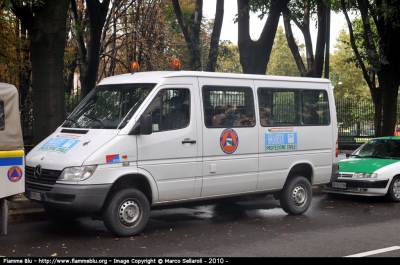 Mercedes-Benz Sprinter II serie
Protezione Civile Coordinamento Provinciale Ravenna
Parole chiave: Emilia_Romagna (RA) Mercedes-Benz Sprinter_II serie Settimana_Protezione_Civile_Milano_2010