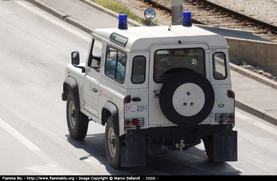 Land Rover Defender 90
Guardia Costiera
CP 2951
Parole chiave: Marche AN 