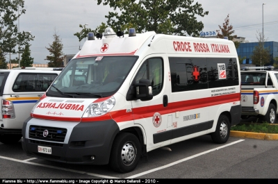 Fiat Ducato X250
Croce Rossa Italiana
Comitato Locale di Tortona
Delegazione di Bassa Valle Scrivia AL
Ambulanza Allestita Fast
CRI 872 AA

Parole chiave: Piemonte (AL) Ambulanza Fiat Ducato_x250 CRI872AA REAS_2010