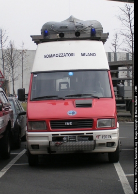 Iveco Daily II serie
Vigili del Fuoco
Sommozzatori Milano
VF 19019
Parole chiave: Lombardia MI 