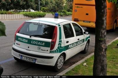 Fiat Punto II Serie
Polizia Locale
 Comune di Monza
Parole chiave: Lombardia (MB) Polizia_Locale Fiat Punto_IISerie