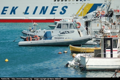 Gommone
Guardia Di Finanza
Sommozzatori
Parole chiave: Marche AN Imbarcazioni