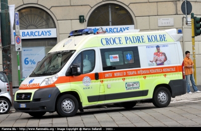 Fiat Ducato X250
Croce Padre Kolbe Milano
M 2
Parole chiave: Lombardia (MI) Ambulanza