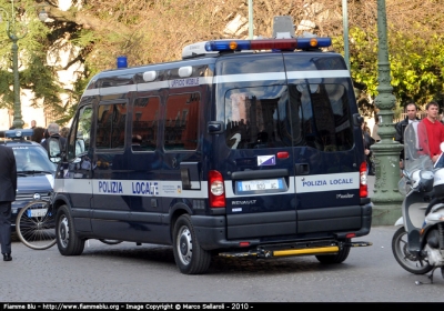 Renault Master III serie
Polizia Locale Verona
Ufficio Mobile
POLIZIA LOCALE YA820AC
Parole chiave: Renault Master_IIIserie PoliziaLocaleYA820AC