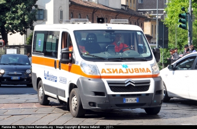 Citroën Jumper III serie
Italassistance Milano
M 29
Parole chiave: Lombardia (MI) Ambulanza Citroen Jumper_IIIserie 