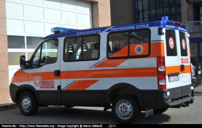 Iveco Daily 4x4 IV serie restyle
Croce Bianca Provinciale - Weises Kreuz Landeslitung
Colonna di Protezione Civile
PC ZF0J7

Parole chiave: Iveco Daily_4x4_IVserie_restyle PCZF0J7 Civil_Protect_2011