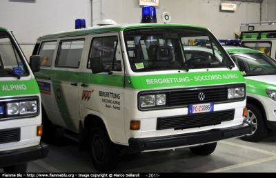 Volkswagen Transporter T3
Soccorso Alpino Sudtirolese - Bergrettungsdienst im Alpenverein Sudtirol
Bolzano - Sarentino
PC ZS085
Parole chiave: Volkswagen Transporter_T3 PCZS085