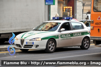 Alfa Romeo 147 II Serie 
Polizia Locale Urago D'Oglio BS
Parole chiave: Lombardia (BS) Polizia_Locale Alfa-Romeo 147_IISerie