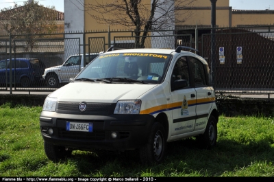 Fiat Nuova Panda 4x4
Pubblica Assistenza Millennium Roma
Parole chiave: Lazio (RM) Protezione_Civile Fiat Nuova_Panda_4x4