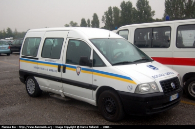 Fiat Scudo III serie
Misericordia Rifredi FI
Parole chiave: Toscana (FI) Servizi_sociali Fiat Scudo_IIIserie Reas_2004