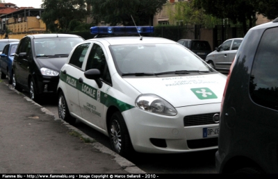 Fiat Grande Punto
Polizia Locale Paderno Dugnano MI
Parole chiave: Lombardia (MI) Polizia_Locale  Fiat_Grande_Punto