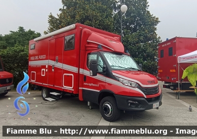 Iveco Daily VI serie restyle
Vigili del Fuoco
Comando provinciale Verbano Cusio Ossola
allestimento TEKNE
VF 33242
Parole chiave: VF33242 Iveco Daily_VIserie_restyle