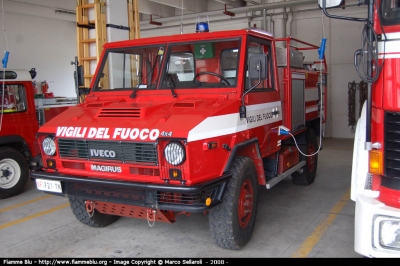 Iveco VM90
Vigili del Fuoco
Distretto di Pergine Valsugana
Corpo Volontario di Pergine Valsugana (TN)
VF F21 TN
Parole chiave: VVF Volontari Pergine Valsugana TN Iveco VM90