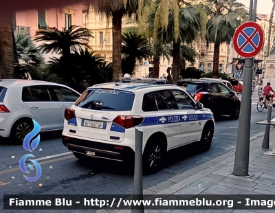 Suzuki Vitara
Polizia Municipale Sanremo IM
POLIZIA LOCALE YA924AP
Parole chiave: Liguria (IM) POLIZIALOCALEYA924AP