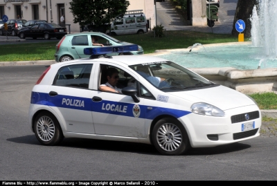 Fiat Grande Punto
Polizia Locale Velletri RM

Parole chiave: Lazio (RM) Polizia_Locale Fiat Grande_Punto