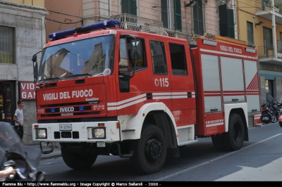 Iveco EuroFire 140E28 4x4 I serie
Vigili del Fuoco
Comando Provinciale di Imperia
Distaccamento di Sanremo (IM)
AutoPompaSerbatoio allestimento Iveco-Magirus
VF 22764
Parole chiave: Iveco EuroFire_140E28_4x4_Iserie VF22764