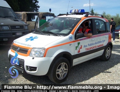 Fiat Nuova Panda I serie 4x4
Auto trasporto sangue e organi - Protezione Civile
Parole chiave: fiat nuova panda 4x4 pubblica assistenza signa