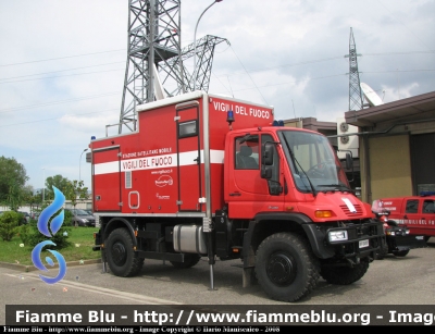 Mercedes-Benz Unimog U500
Vigili del Fuoco
VF24612
Parole chiave: Mercedes-Benz Unimog U500_VF24612