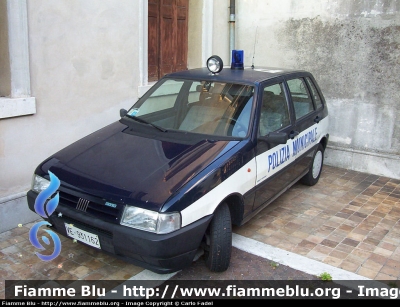 Fiat Uno II serie
Polizia Municipale Portogruaro VE
Parole chiave: Veneto (VE) Polizia_locale Fiat_Uno Venezia