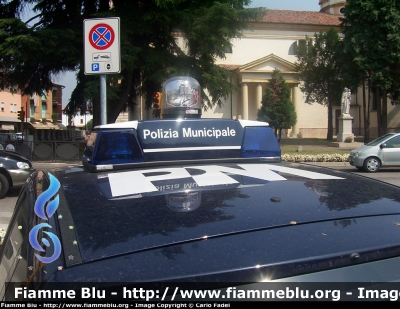 Fiat Idea I serie
Polizia Locale
Caerano di San Marco (TV)
dettaglio tetto
Parole chiave: Fiat Idea_Iserie