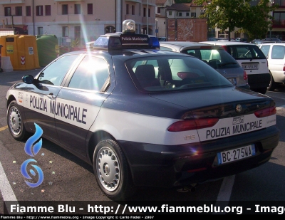 Alfa Romeo 156 I serie
PL Musile di Piave (VE)
vecchia livrea Polizia Municipale
Parole chiave: Alfa_Romeo 156_Iserie PL Musile_Di_Piave VE Veneto