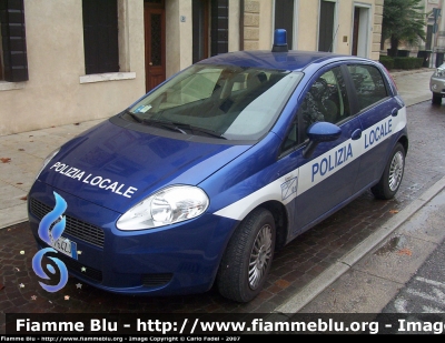 Fiat Grande Punto
Polizia Locale
Servizio Associato Cimadolmo, Ormelle, San Polo di Piave (TV)
Parole chiave: Fiat Grande_Punto