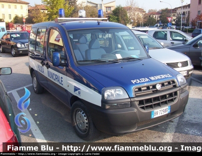 Fiat Doblò I serie
Polizia Locale
Gorgo al Monticano (TV)
livrea vecchia Polizia Municipale
Parole chiave: Fiat Doblò_Iserie