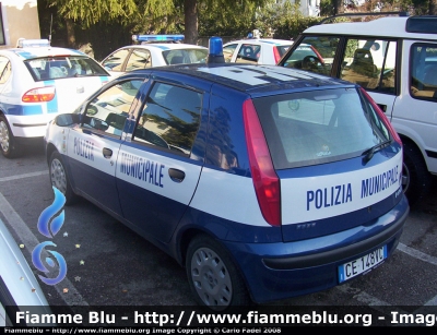 Fiat Punto II serie
Polizia Locale
Auronzo di Cadore (BL)
Parole chiave: Fiat Punto_IIserie Auronzo_di_Cadore