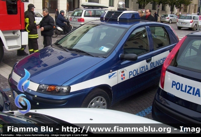 Fiat Punto II serie
Polizia Locale
Vittorio Veneto (TV)
Parole chiave: Fiat Punto_IIserie