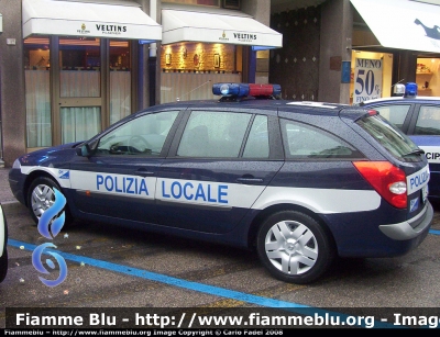 Renault Laguna Grandtour II serie
Polizia Locale
Montebelluna (TV)
livrea aggiornata Polizia Locale
Parole chiave: Renault Laguna_Grandtour_IIserie