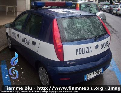 Fiat Punto III serie
Polizia Locale
Vedelago (TV)
livrea aggiornata Polizia Locale
Parole chiave: Fiat Punto_IIIserie