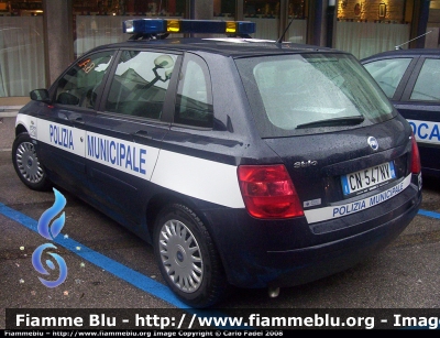 Fiat Stilo II serie
Polizia Locale
Unine dei Comuni Adige Guà
Parole chiave: Fiat Stilo_IIserie