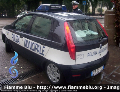 Punto 3° serie
Parole chiave: Punto 3serie Polizia Locale Adria Rovigo