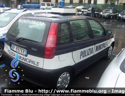 Fiat Punto I serie
Polizia Locale
San Donà di Piave (VE)
Parole chiave: Fiat Punto_Iserie PL San_Donà_Di_Piave VE Veneto