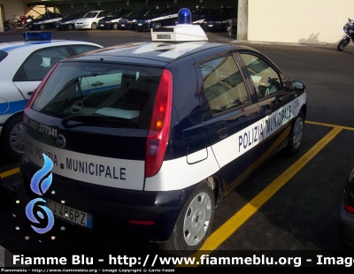 Fiat Punto III serie
Polizia Municipale Portogruaro VE
Parole chiave: Veneto (VE) Polizia_locale Punto_IIIserie