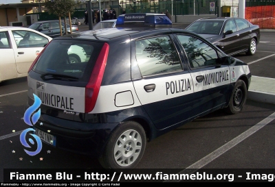 Fiat Punto II serie
Polizia Locale
Mira (VE)
Parole chiave: Fiat Punto_IIserie PL Mira Venezia