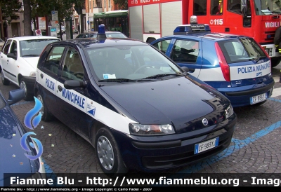 Fiat Punto II serie
Polizia Locale
Carbonera (TV)
livrea vecchia Polizia Municipale
Parole chiave: Fiat Punto_IIserie