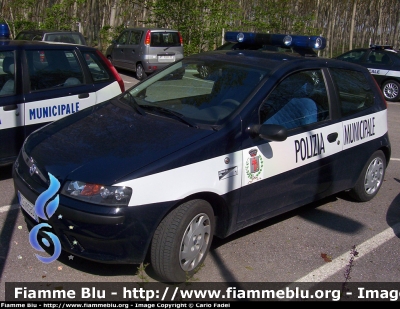 Fiat Punto II serie
Polizia Locale
Mel (BL)
Parole chiave: Fiat Punto_IIserie Mel