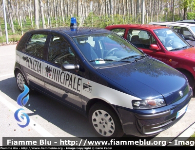 Fiat Punto II serie
Polizia Locale
Eraclea (VE)
Parole chiave: Fiat Punto_IIserie PL Eraclea VE Veneto