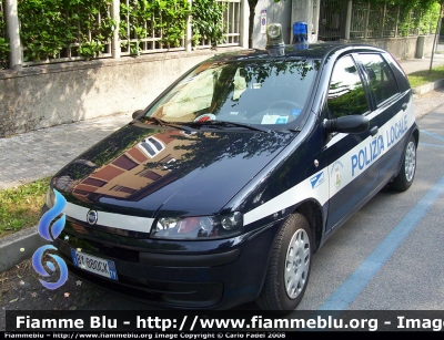 Fiat Punto II serie
Polizia Locale
Codognè (TV)
Parole chiave: Fiat Punto_IIserie