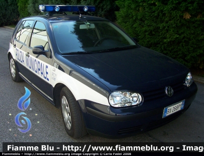 Volkswagen Golf IV serie
Polizia Locale
Padova
Parole chiave: Volkswagen Golf_IVserie PL_Padova Veneto