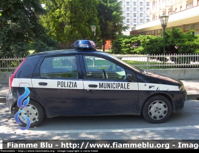 Fiat Punto II serie
Polizia Locale 
Rovigo
vecchia livrea

Parole chiave: Fiat Punto_IIserie PL Rovigo Veneto