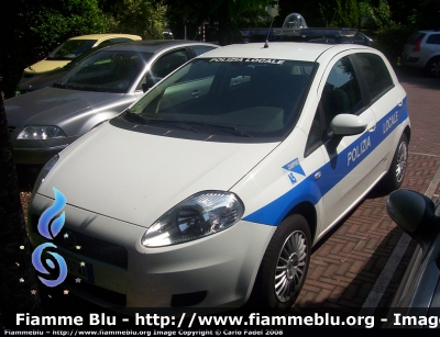 Grande Punto 5 porte
Polizia Locale - A5
Ciampino (Rm)
Nucleo Radiomobile
Qui con la precedente numerazione 
Parole chiave: grande punto polizia municipale ciampino