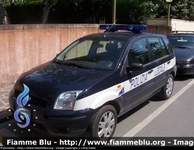 Ford Fusion
Polizia Locale
Cavarzere (VE)
Parole chiave: Ford Fusion PL_Cavarzere VE Veneto