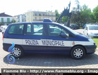 Peugeot 807
Polizia Locale
Noale (VE)
Parole chiave: Peugeot 807 PL Noale VE Veneto